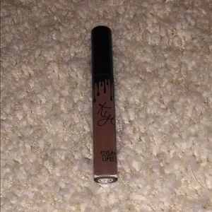 Kylie velvet lipstick